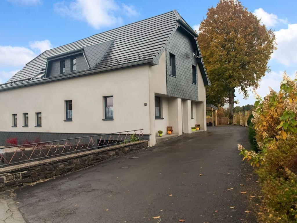 Atmospheric Holiday Home In B Llingen With Infrared Sauna 比林根 外观 照片